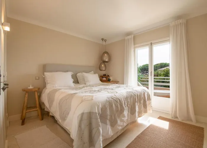 Spacious In 아파트 *